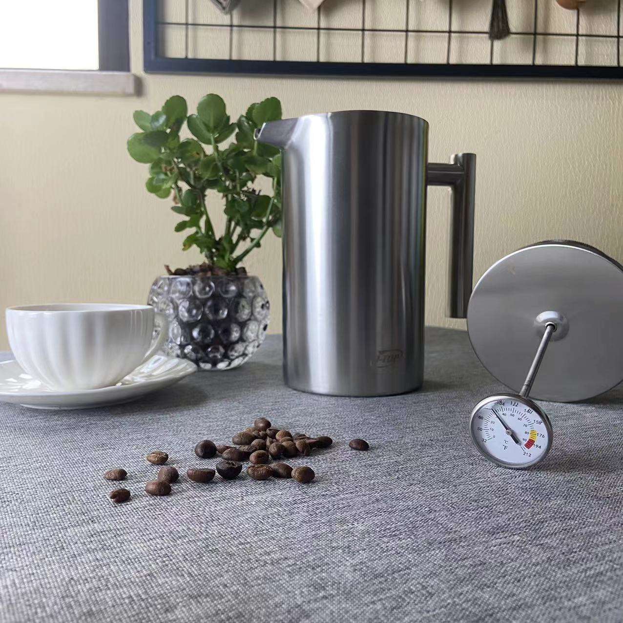 hacer café con prensa francesa